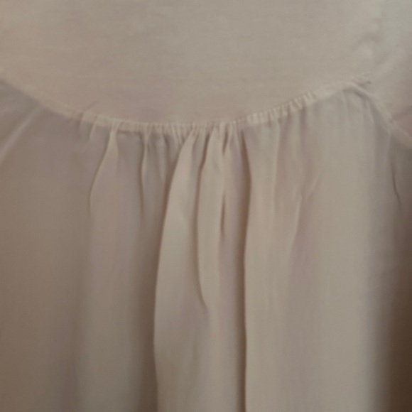 Women’s Pistache Top with a Semi Sheer, Lightweight Back Size M/L - Picture 6 of 8